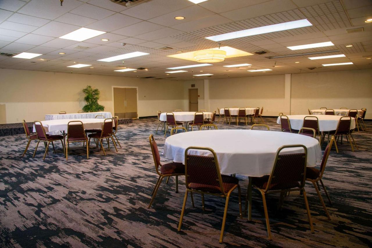 Quality Inn Lewisburg Luaran gambar