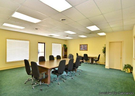 Quality Inn Lewisburg Perniagaan gambar